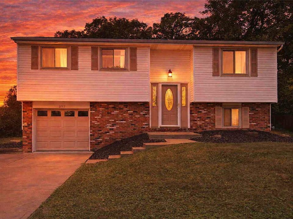 1st image of 2883 Amy Dr