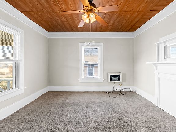 4th image of 257 Jefferson St