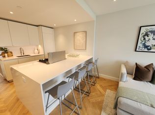 10 Commonwealth Ave #601, Boston, MA 02116