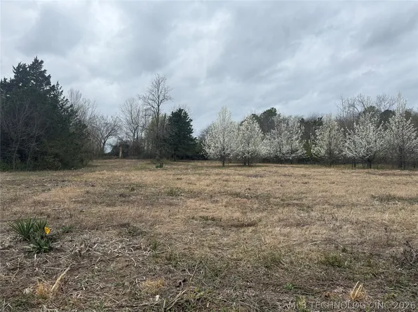 11420 S Elgin Ave, Jenks, OK 74037