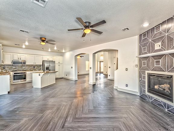 5th image of 3124 E Eldorado Ln