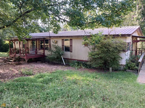 121 Mitchell Dr, Summerville, GA 30747