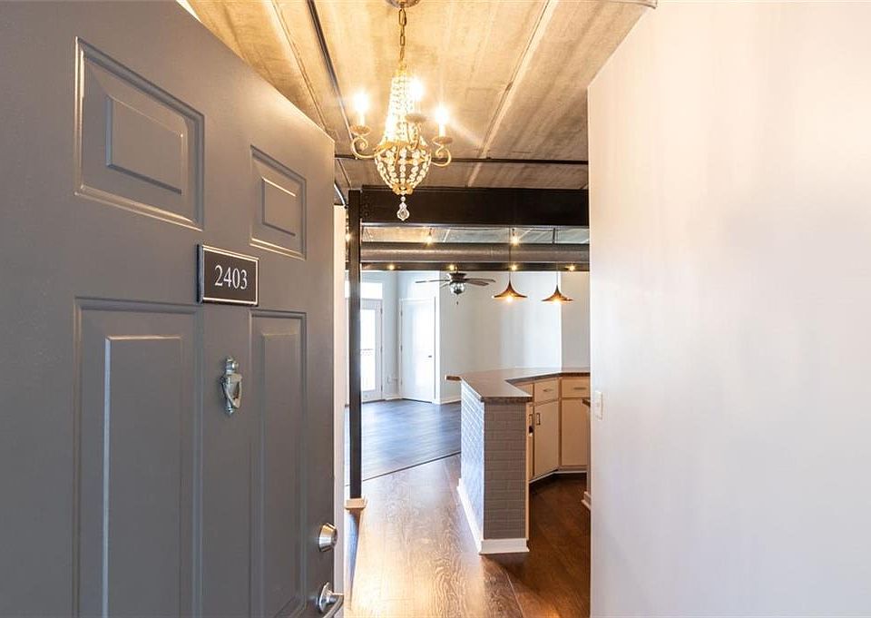 1st image of 800 Peachtree St NE APT 2403