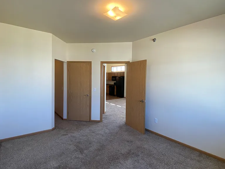 Amber Pointe Apartments — Photo 7