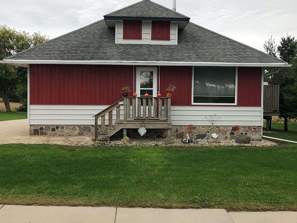 1st image of 159 E Sheboygan St