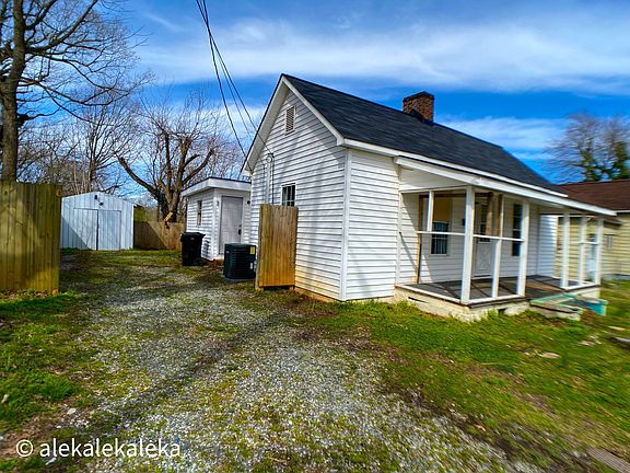 2nd image of 316 Tate St