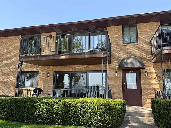 5th image of 605 Chautauqua Park Dr Unit 5