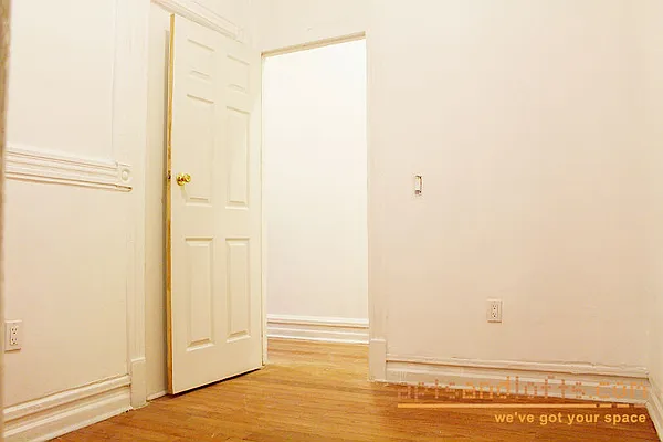 Rented by aptsandlofts.com | media 22