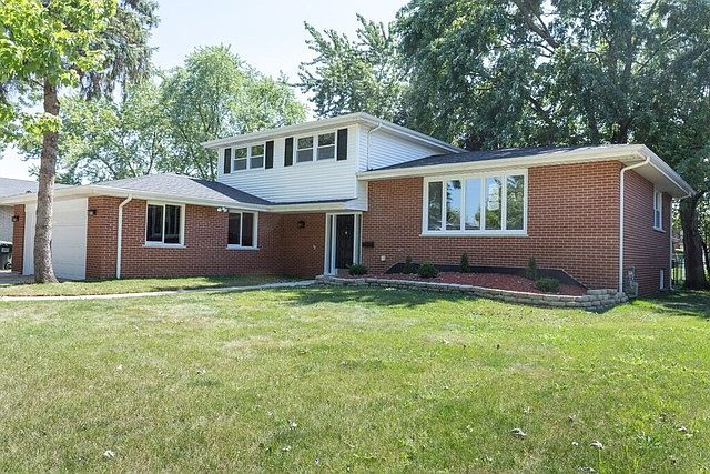 1st image of 701 E 193rd Pl