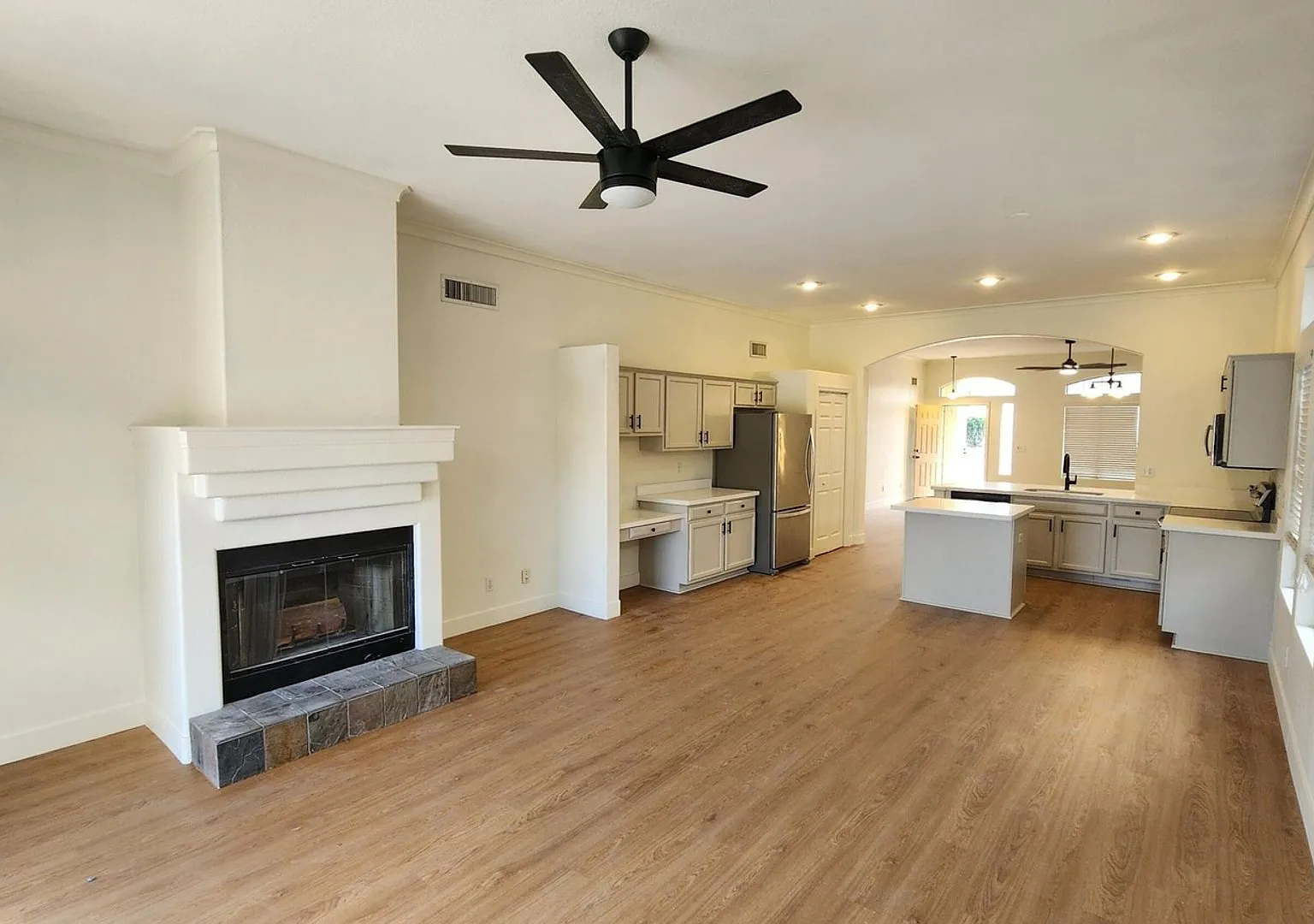 Charming 3BR House in Chandler — Photo 3