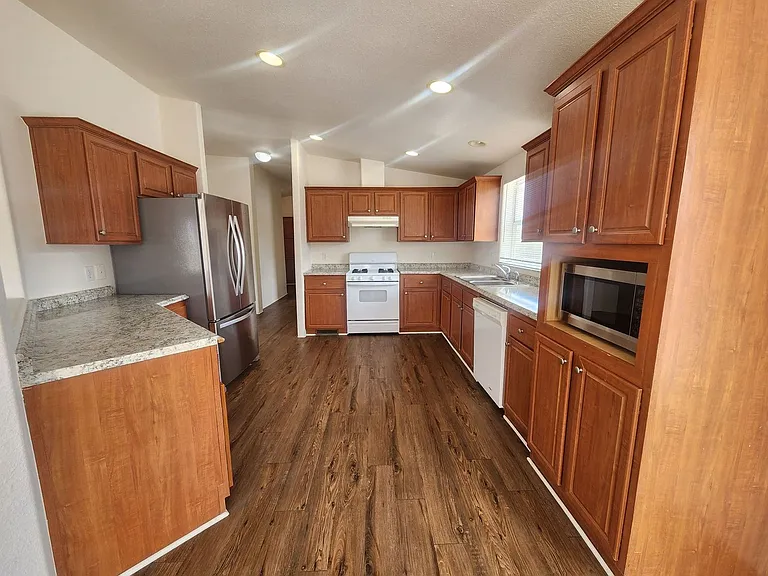 6603 Star Dune Ave — Photo 6
