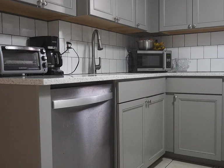 2004 S Douglas St #3 — Photo 10