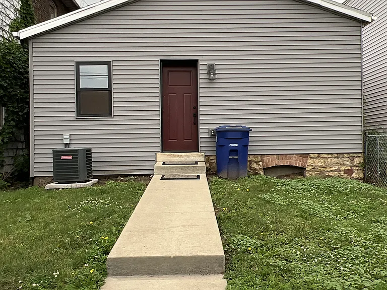 1228 Jackson St — Photo 12