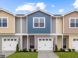 8151 Bartholomew Ct, Baltimore, MD 21206