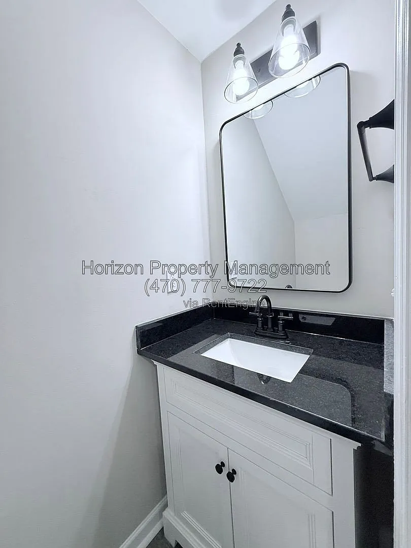 2 bed, 1.5 bath, 1014 sqft, $1,475 — Photo 4
