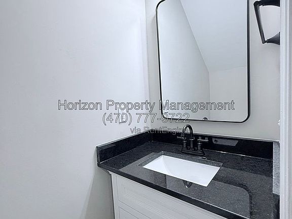 4th image of 4042 Hidden Hollow Ter #B