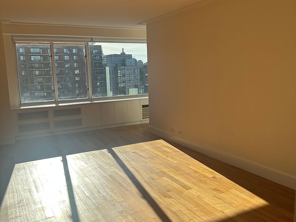 1st image of 392 Central Park W APT 18L