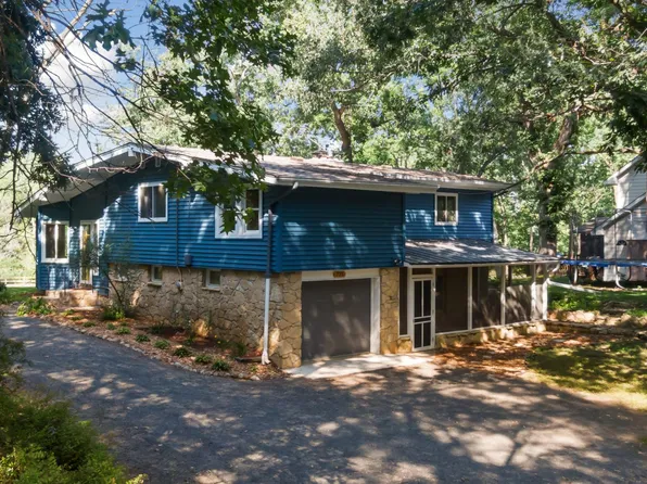 725 Birchwood Ave, White Bear Lake, MN 55110