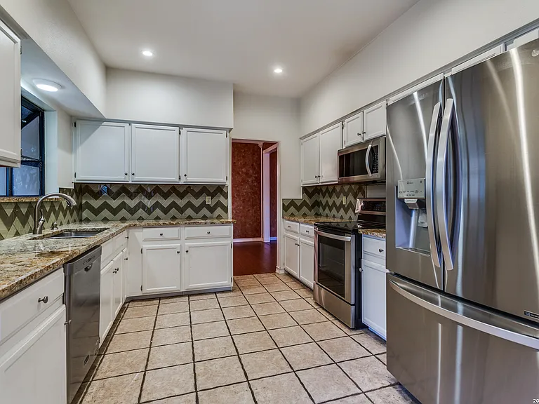 9394 Lamerton St — Photo 5