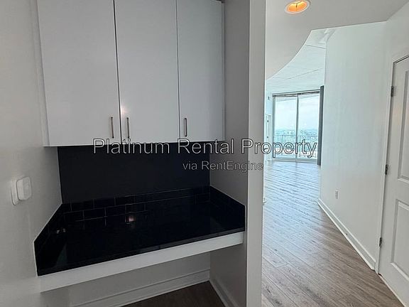 5th image of 361 17th St #2022