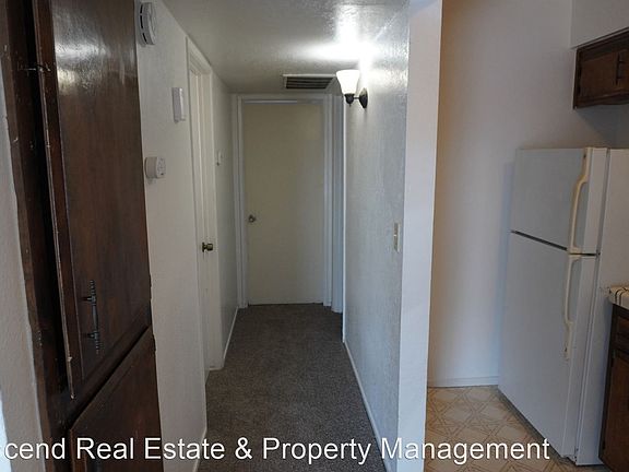 4th image of 1000 Monterey St Unit C