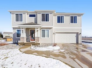 2889 Ashwood Ln, Hudsonville, MI 49426