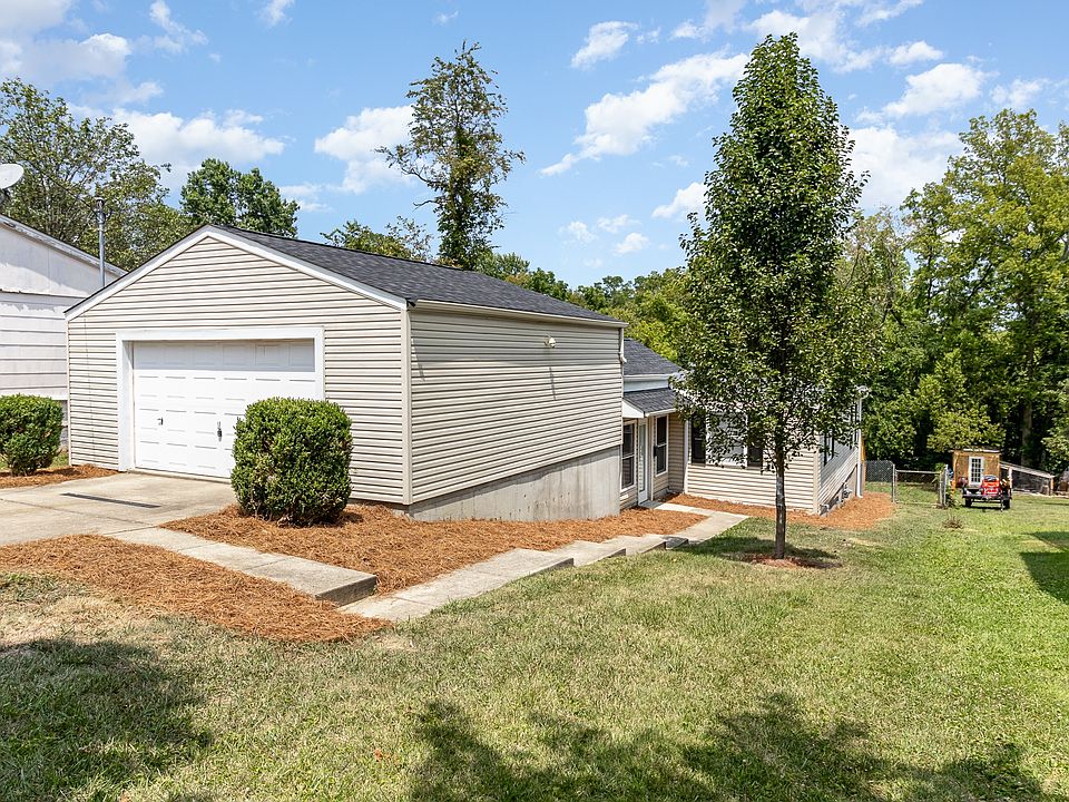 1st image of 92 Goodridge Dr