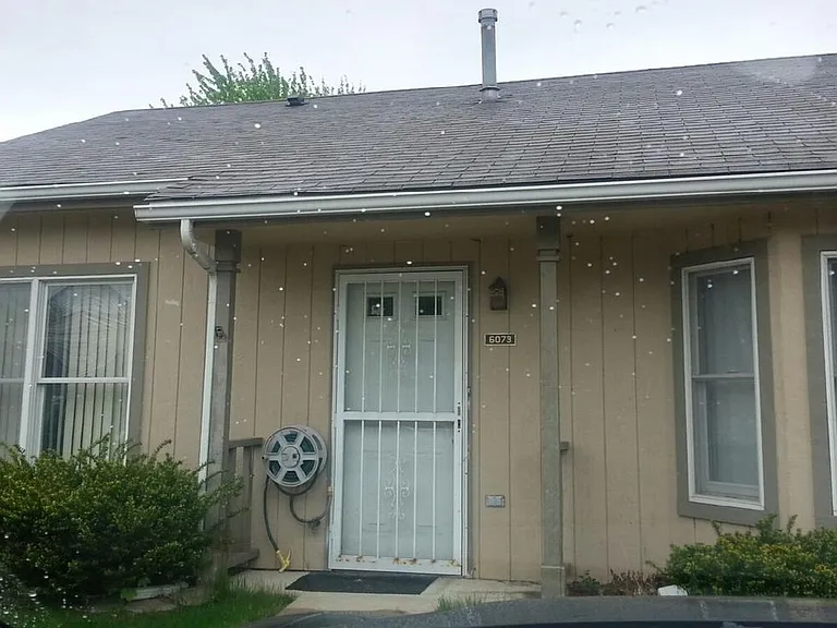 6073 Delaware Dr — Photo 8