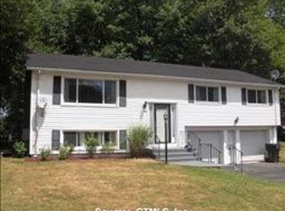 281 Brentmoor Rd, East Hartford, CT 06118