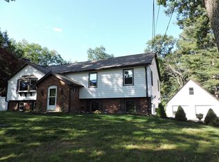 92 Lower Gore Rd, Webster, MA 01570