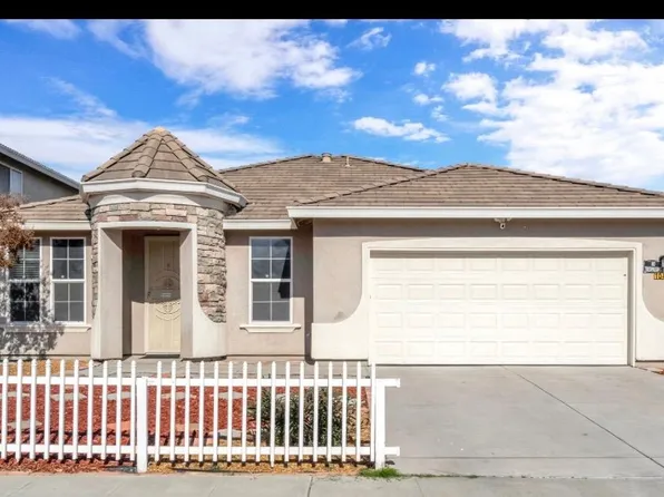 1049 Stanford Ave, Madera, CA 93637