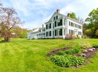42 High St, Camden, ME 04843