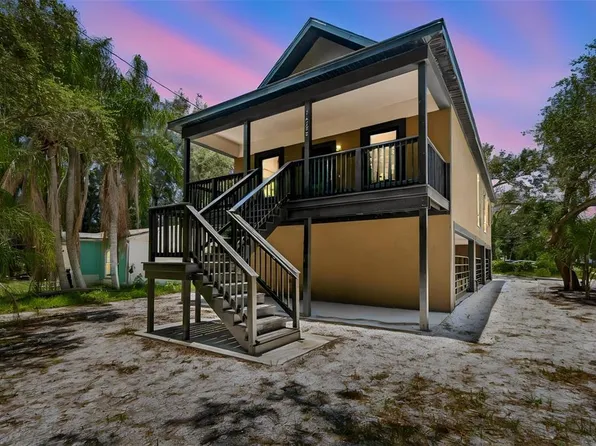 16288 48th St N, Clearwater, FL 33762