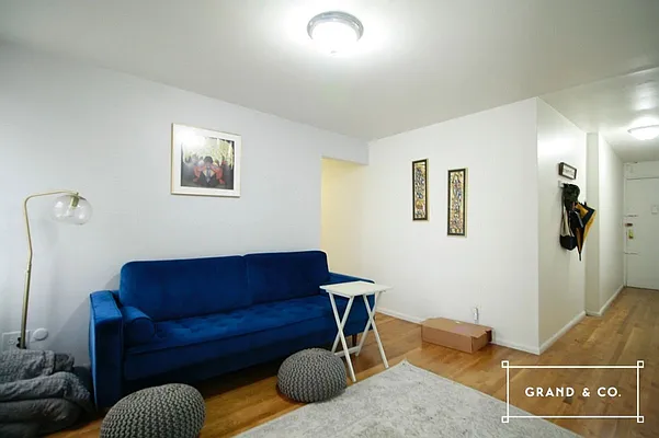 Rented by Grand & Co. | media 12