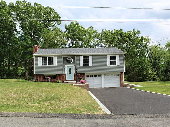 2nd image of 130 Keithwood Dr