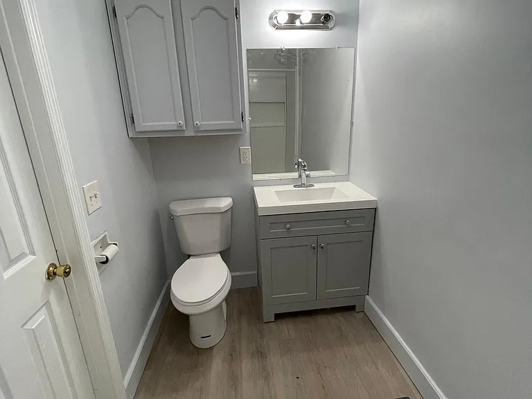 1126 Cutler St — Photo 13