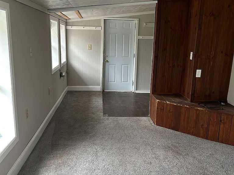 516 N Church St — Photo 17