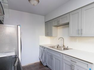 2200 E 6th St APT 8, Long Beach, CA 90814