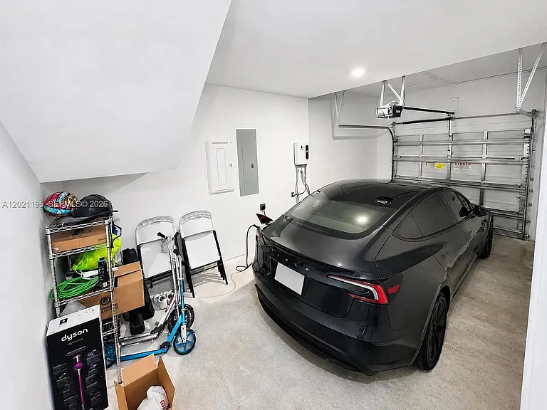 1312 NW 3rd St — Photo 11