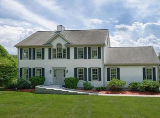 59 Pine Hill Rd, Southborough, MA 01772