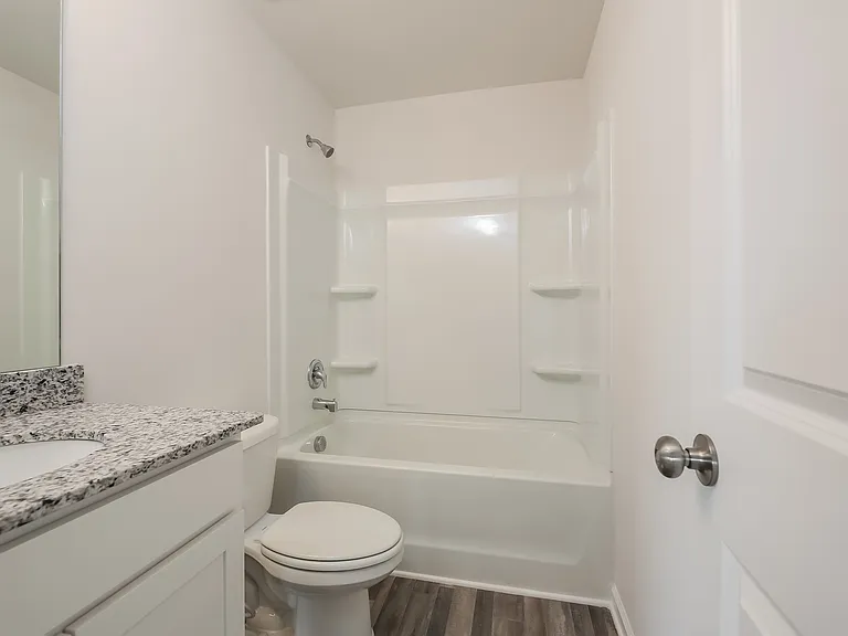 123 Colonial Walk — Photo 15