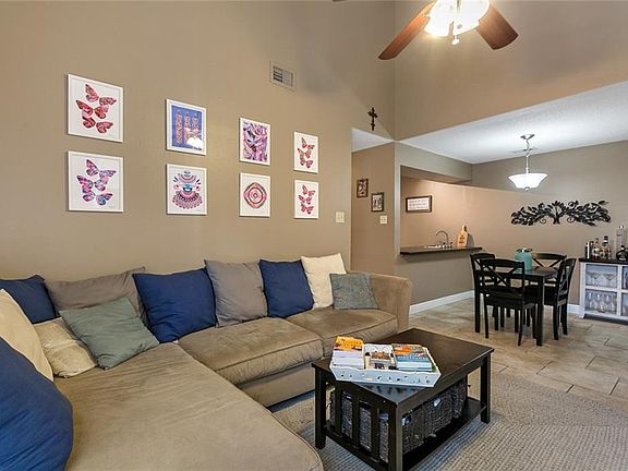 4th image of 104 Parkview Blvd #104