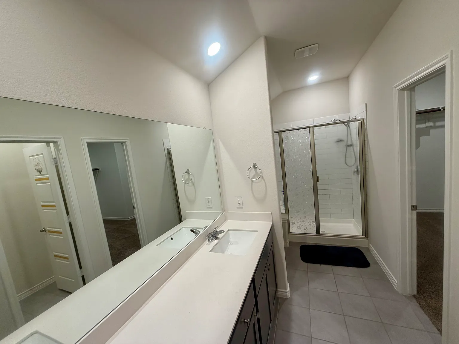 4 bed, 2100 sqft, $2,500 — Photo 1
