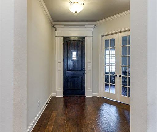 2nd image of 330 Western Sky Ln