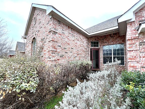 3rd image of 1623 Myrtle Dr