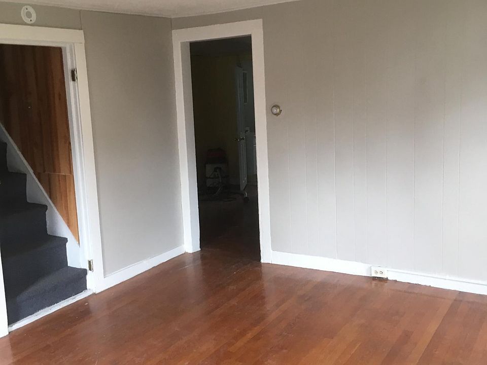 Living Room facing back