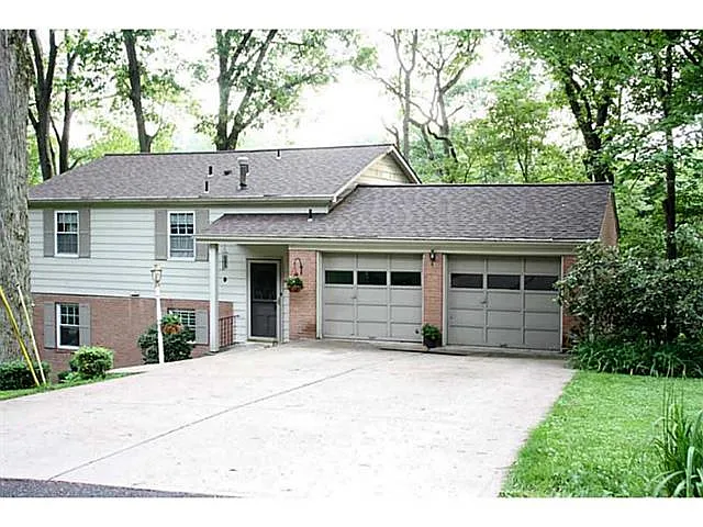 8648 W Barkhurst Dr photo 1