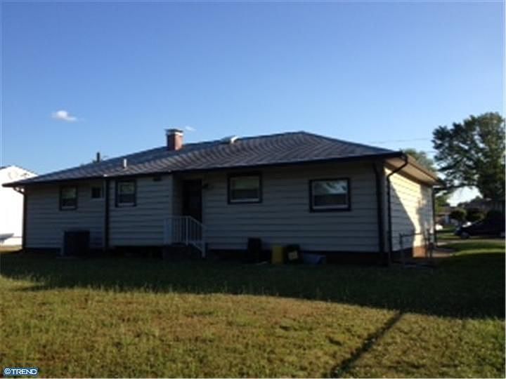 2nd image of 49 Endicott Rd