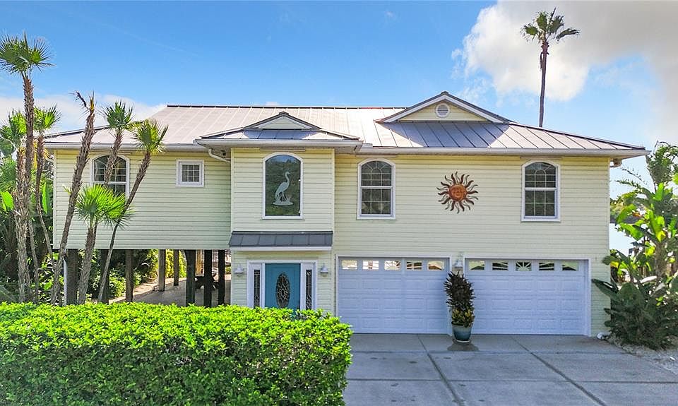 1st image of 9914 ALAVISTA DRIVE