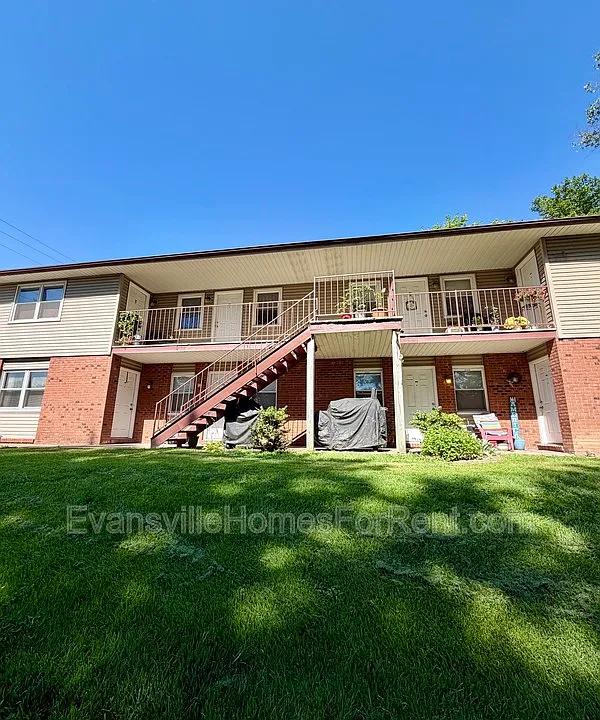 408 S Bosse Ave